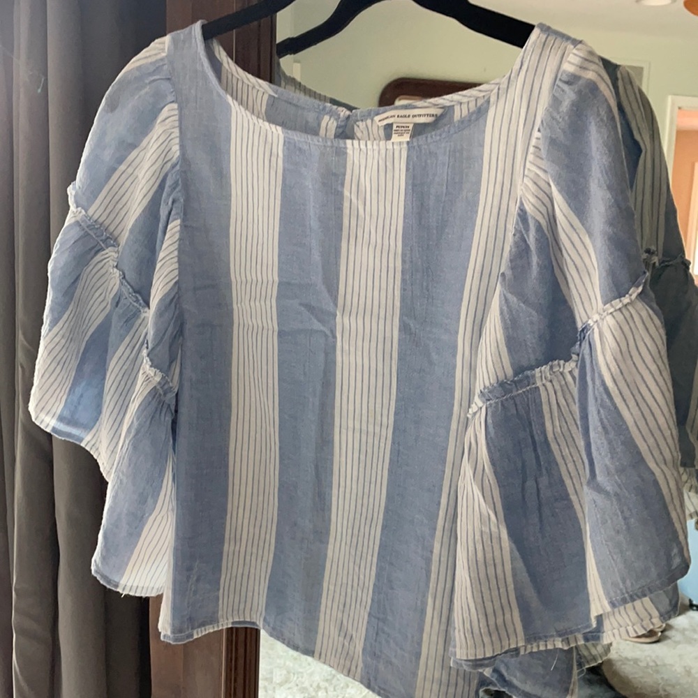 American Eagle Outfitters cute summer top